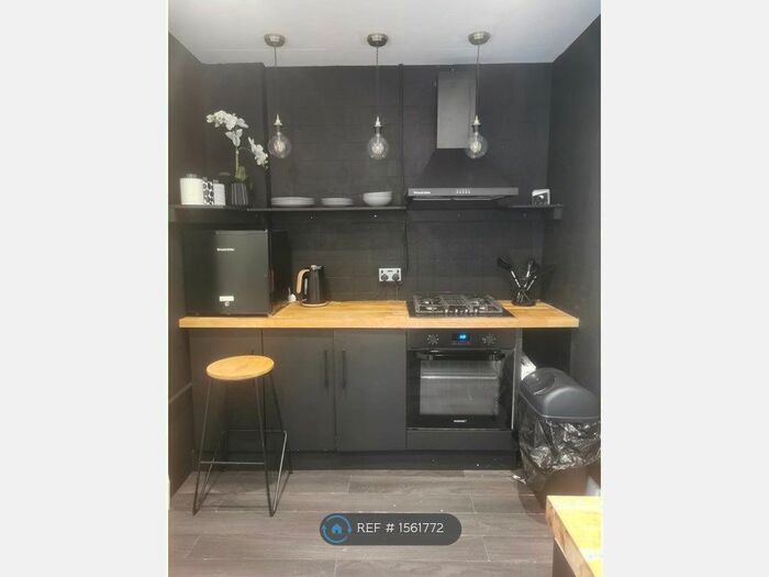 1 Bedroom Flat To Rent In Upper Rock Gardens, Brighton, BN2