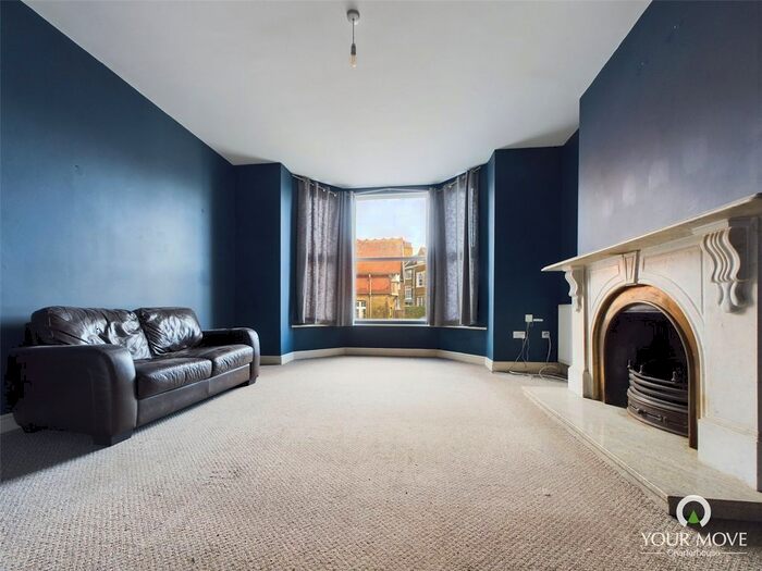 2 Bedroom Flat To Rent In Cambridge Road, Walmer, Deal, Kent, CT14