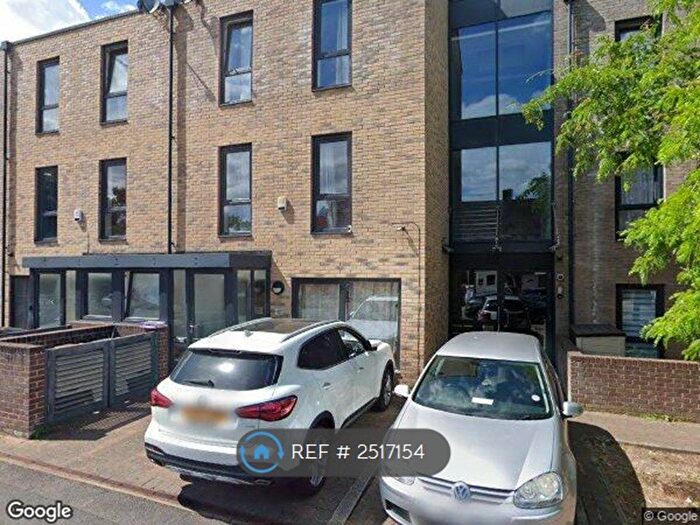 4 Bedroom Terraced House To Rent In Maryatt Avenue, Harrow, HA2