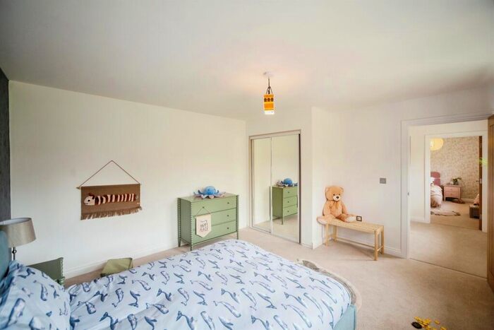 5 Bedroom Detached House For Sale In Roundwell Park, Bearsted, Maidstone, ME14