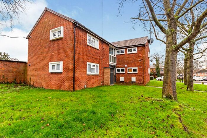 1 Bedroom Flat To Rent In Brook Drive, Stevenage, SG2