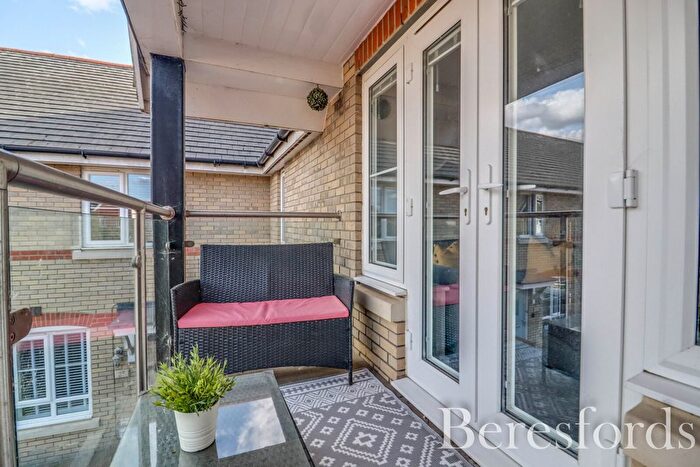 2 Bedroom Semi-Detached House For Sale In Foundry Way, Rayne, CM77