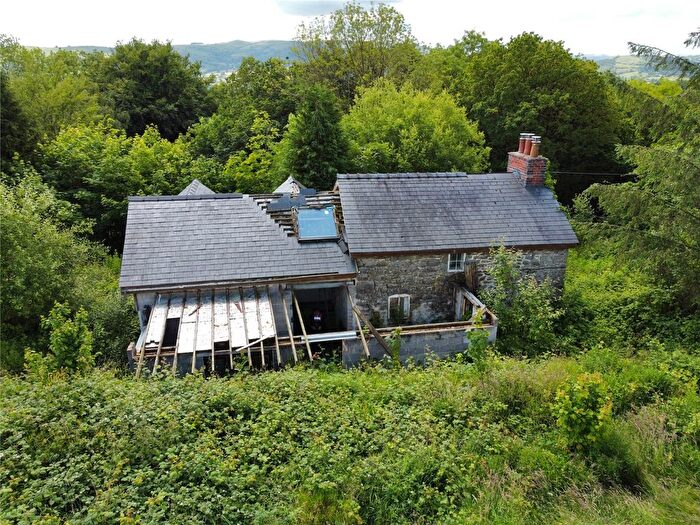 3 Bedroom Cottage For Sale In Llanwnog, Caersws, Powys, SY17