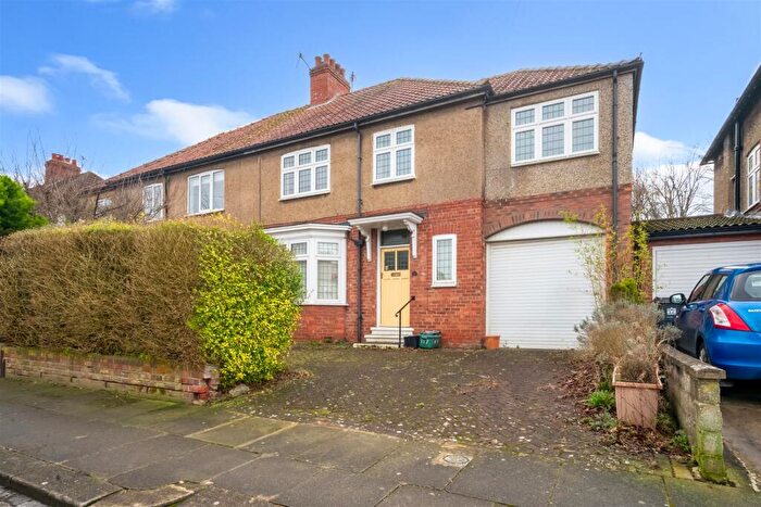 4 Bedroom Semi Detached House For Sale In Dale Road, Darlington, DL3