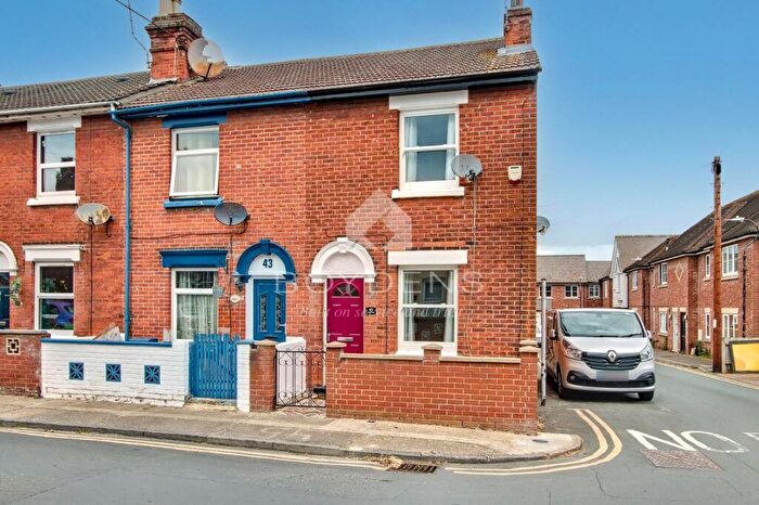 2 Bedroom End Of Terrace House To Rent In Lucas Road, Colchester, Essex, CO2