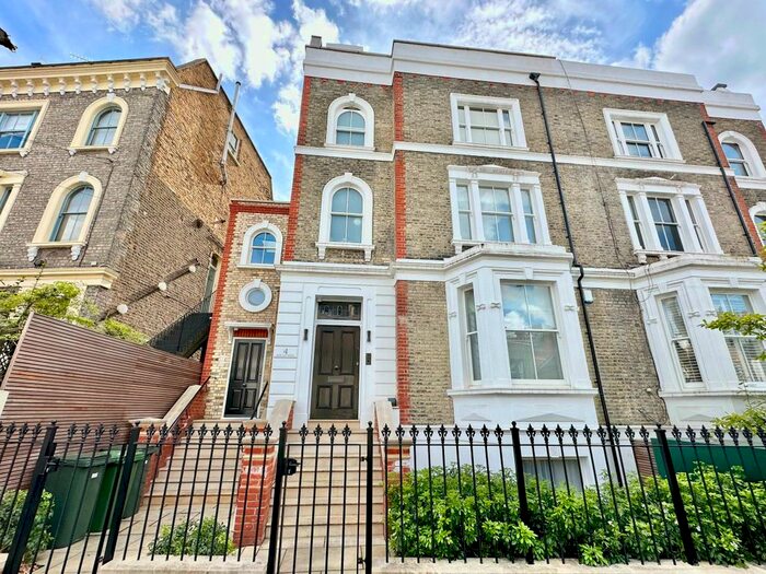 1 Bedroom Flat To Rent In Barclay Road, London, SW6