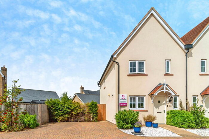 2 Bedroom Semi-Detached House For Sale In Walnut Tree Way, Meppershall, Bedfordshire, SG17
