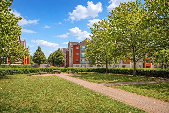 2 Bedroom Flat For Sale In Whistle Road, Mangotsfield, Bristol, BS16