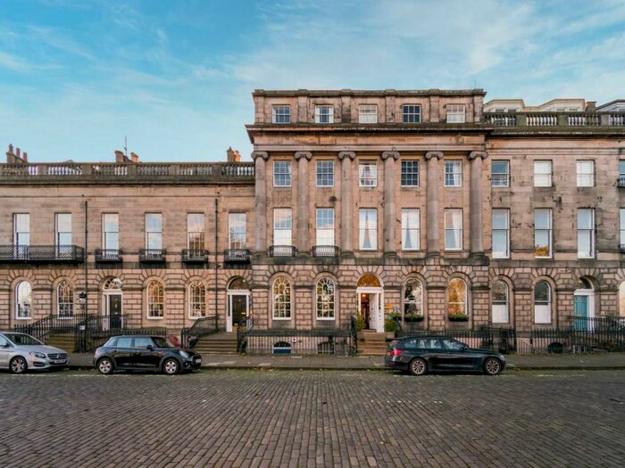 1 Bedroom Flat To Rent In Royal Terrace, Calton, Edinburgh, EH7