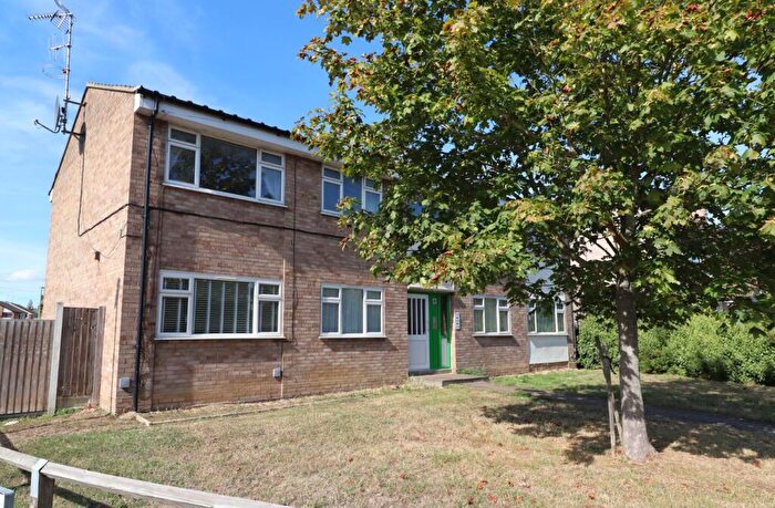 1 Bedroom Flat For Sale In Rayleigh Road, Thundersley, Benfleet, SS7
