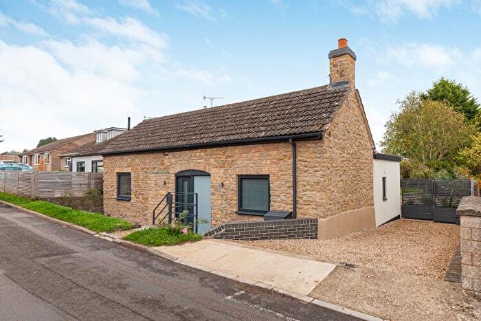 3 Bedroom Detached House To Rent In Worton Road, Middle Barton, OX7