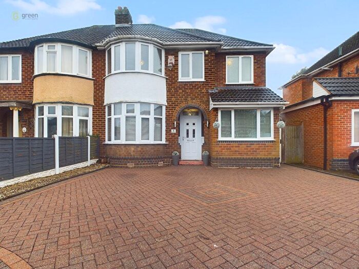 4 Bedroom Semi Detached House For Sale In Elmfield Road, Castle Bromwich, Solihull, B36