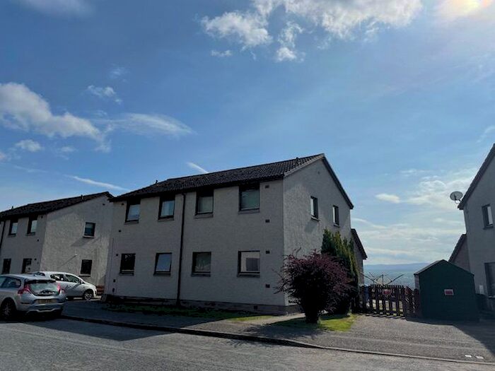 1 Bedroom Flat To Rent In Balnafettack Crescent, Inverness, IV3