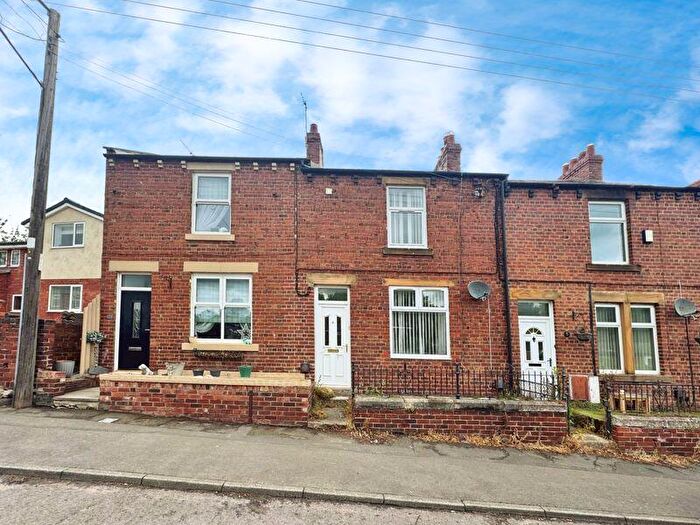 2 Bedroom Terraced House For Sale In Landscape Terrace, Greenside, NE40