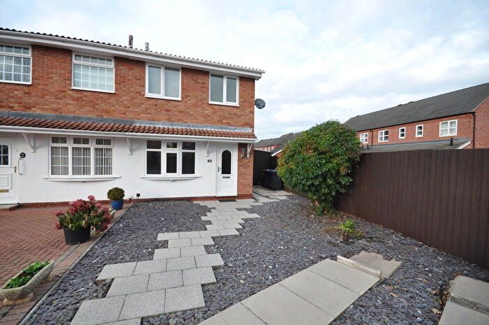 2 Bedroom Semi-Detached House To Rent In Dallow Crescent, Burton-On-Trent, Staffordshire, DE14