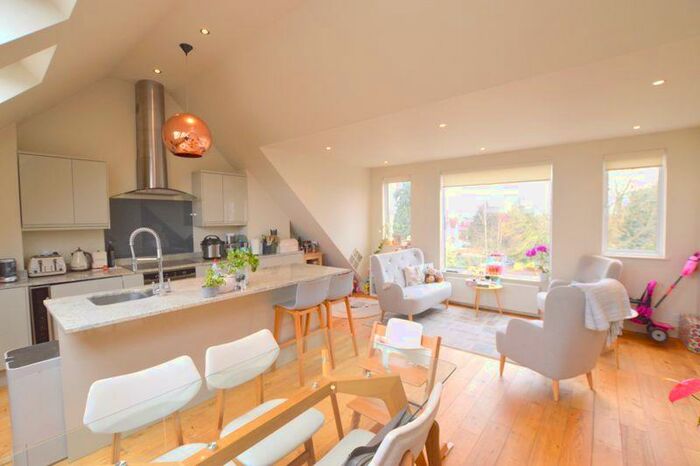 3 Bedroom Apartment To Rent In Marsh Road, Pinner, HA5