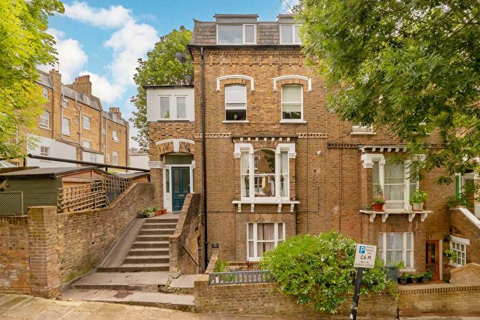 2 Bedroom Flat To Rent In Lady Somerset Road, Kentish Town, NW5