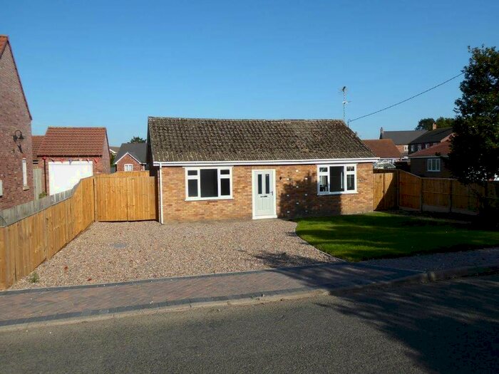 2 Bedroom Detached Bungalow To Rent In Kirkgate, Whaplode, PE12