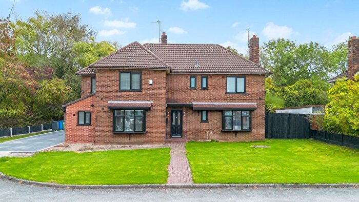 3 Bedroom Detached House For Sale In Mill Farm Close, Warrington, WA2