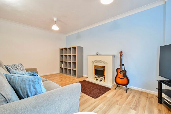 2 Bedroom Flat To Rent In Langtons Wharf, Leeds, LS2