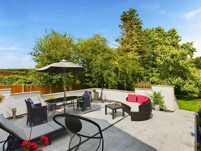 4 Bedroom Detached House For Sale In The Wheatridge East, Upton St. Leonards, Gloucester, GL4