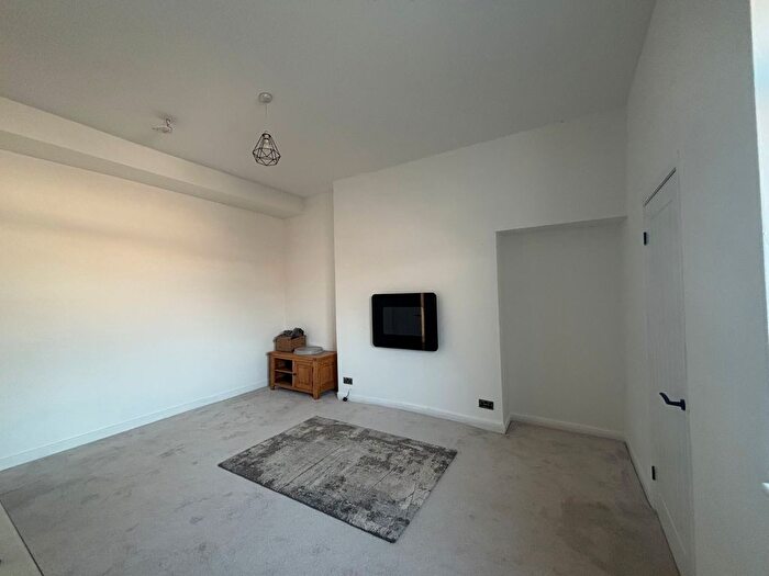 5 Bedroom Property To Rent In Bambro Street, Sunderland, SR2