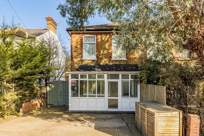 3 Bedroom Semi-Detached House To Rent In Staines Road East, Sunbury-On-Thames, TW16