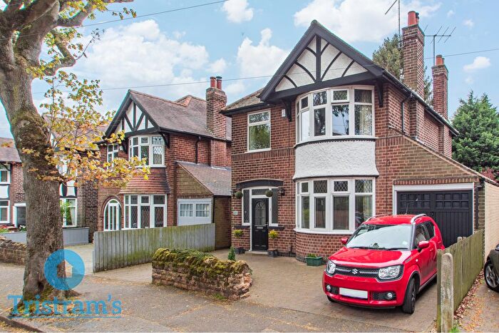 3 Bedroom Detached House For Sale In Harrow Road, Wollaton, NG8