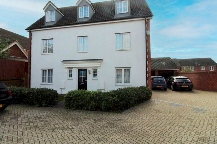 5 Bedroom Detached House For Sale In Sorrel Close, Barham, IP6