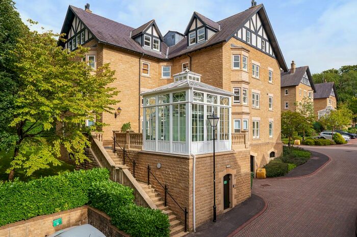 2 Bedroom Flat To Rent In Portland Crescent, Harrogate, HG1