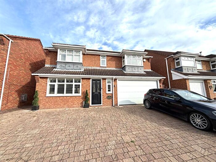 4 Bedroom House For Sale In Trinity Park, Philadelphia, Houghton Le Spring, DH4