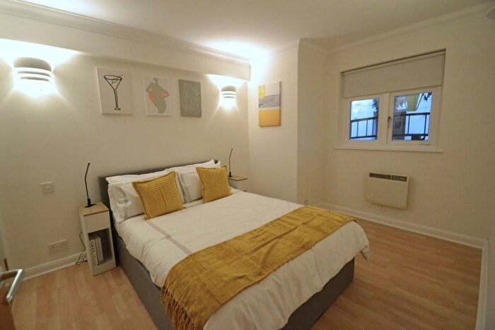 1 Bedroom Flat To Rent In Jamestown Road, London, NW1