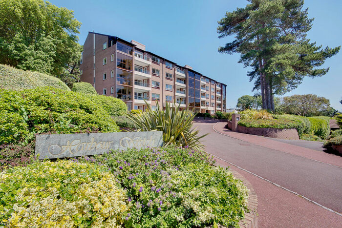 3 Bedroom Apartment For Sale In Sandbanks Road, Evening Hill, Poole, Dorset, BH14