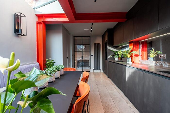 3 Bedroom Terraced House For Sale In Marshall Road, Sheffield, S8