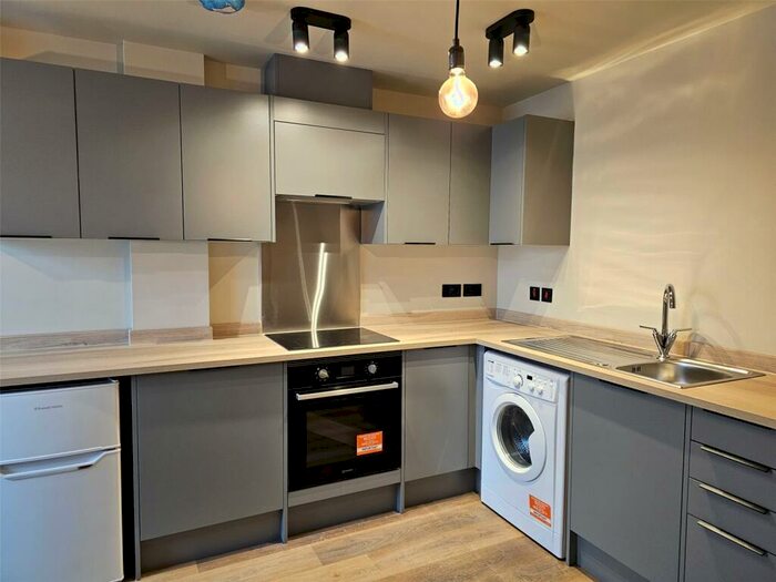 1 Bedroom Apartment To Rent In Holgate Court, Western Road, Romford, RM1