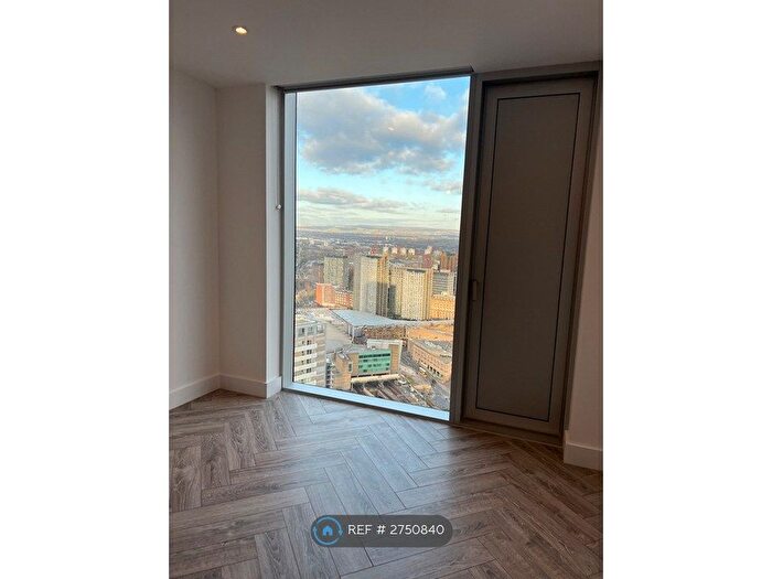 1 Bedroom Flat To Rent In Bankside Boulevard, Manchester, M3