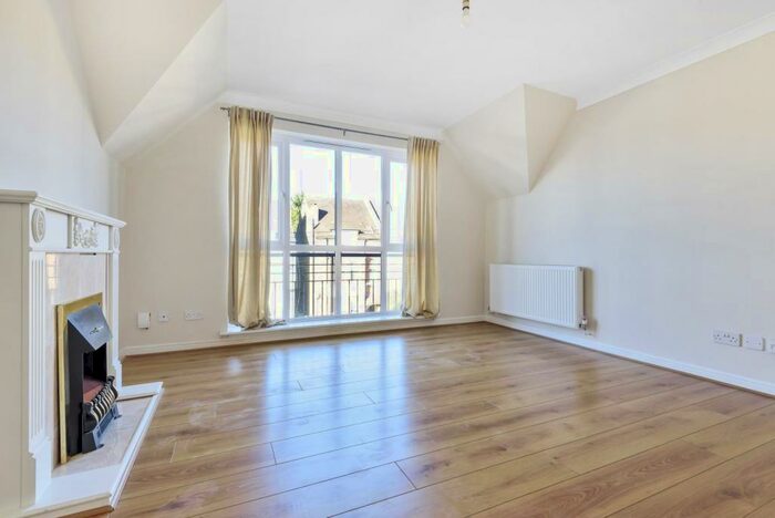 2 Bedroom Apartment To Rent In Coombe Lodge, Manorgate Road, Kingston Upon Thames, KT2