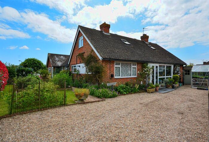 3 Bedroom Detached Bungalow For Sale In Tollgates, Battle, TN33