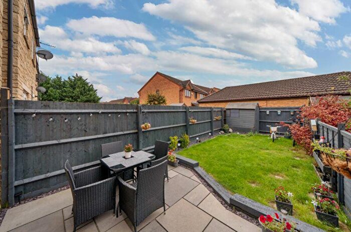 2 Bedroom End Of Terrace House For Sale In Avocet Way, Bicester, OX26