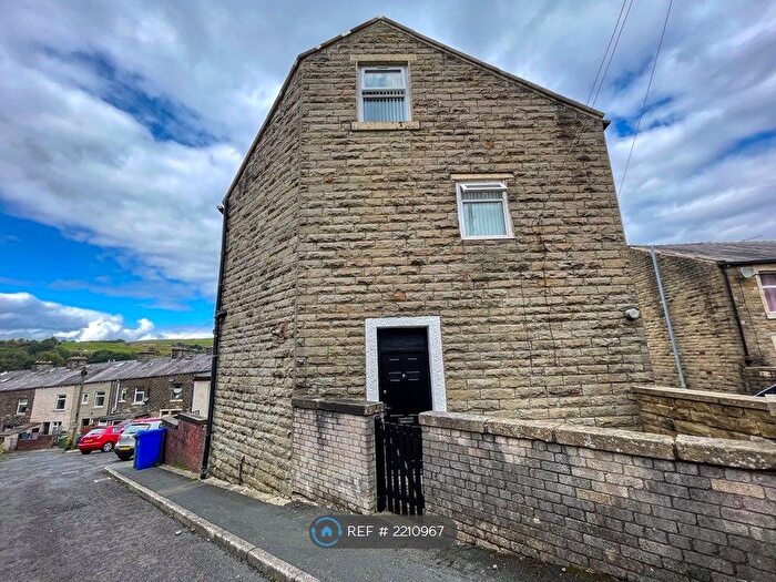 2 Bedroom Terraced House To Rent In Gladstone Street, Bacup, OL13