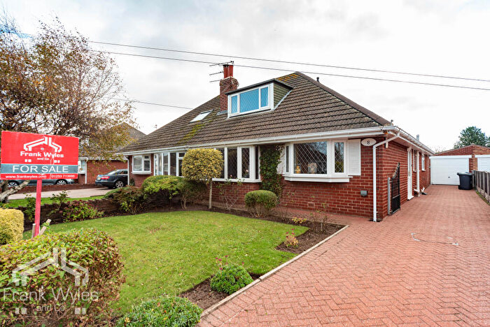 3 Bedroom Bungalow For Sale In Walmer Road, Lytham St. Annes, Lancashire, FY8