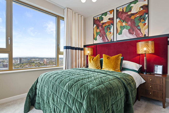 1 Bedroom Apartment For Sale In - Ilderton Road, London, SE15