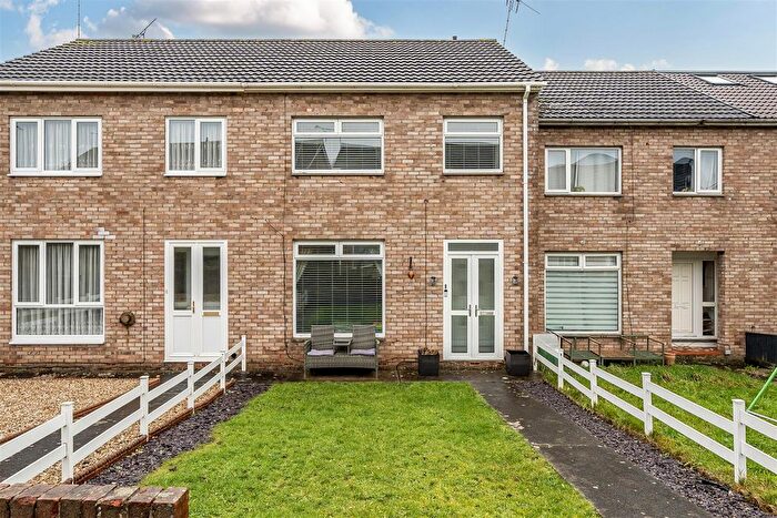 3 Bedroom Terraced House For Sale In Rodborough Way, Kingswood, Bristol, BS15