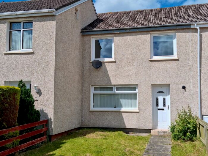 3 Bedroom Terraced House To Rent In Pine Quadrant, Girvan, KA26
