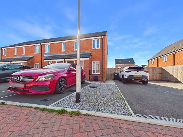 2 Bedroom End Of Terrace House For Sale In Hector Drive, Stanground South, PE2