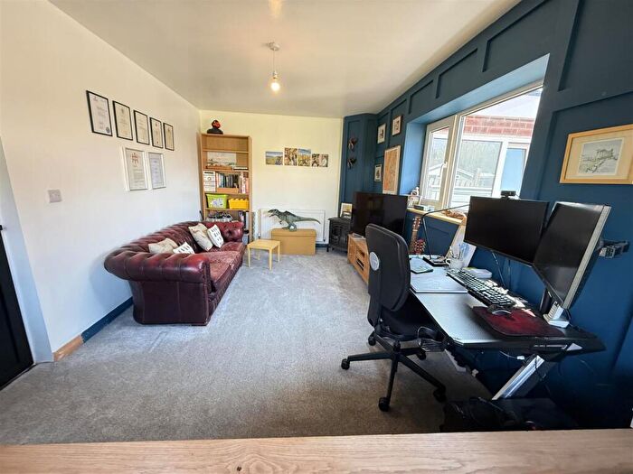 4 Bedroom Detached House For Sale In Thornton Crescent, Gayton, Wirral, CH60