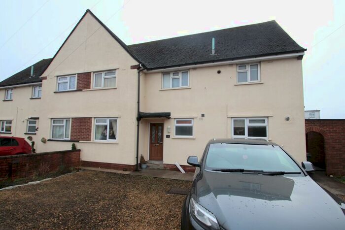 3 Bedroom Flat To Rent In Earlham Grove, BS23