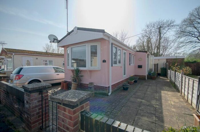 2 Bedroom Park Home For Sale In Glen Mobile Home Park, Colden Common, Winchester, SO21