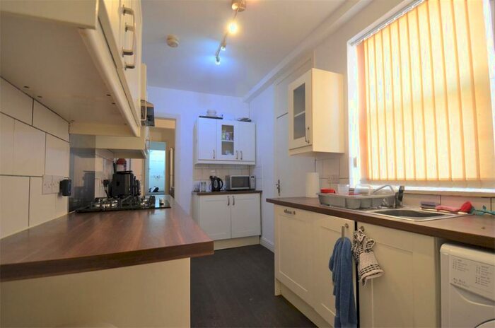 5 Bedroom Terraced House To Rent In Student Property - Selly Oak, Birmingham, B29