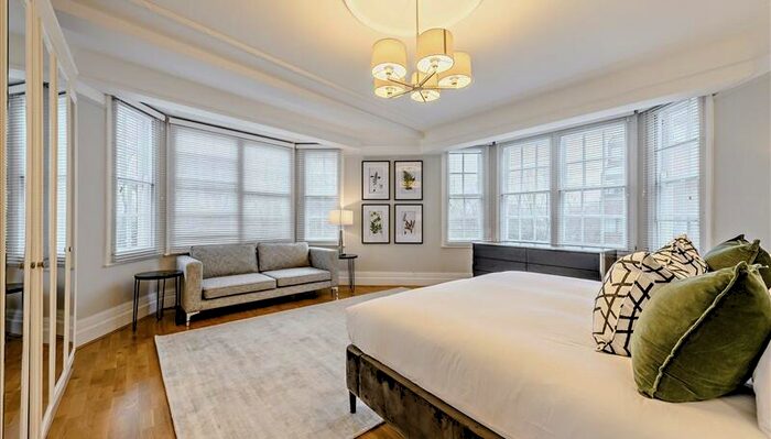 4 Bedroom Flat To Rent In Strathmore Court, Park Road, St Johns Wood, London, NW8